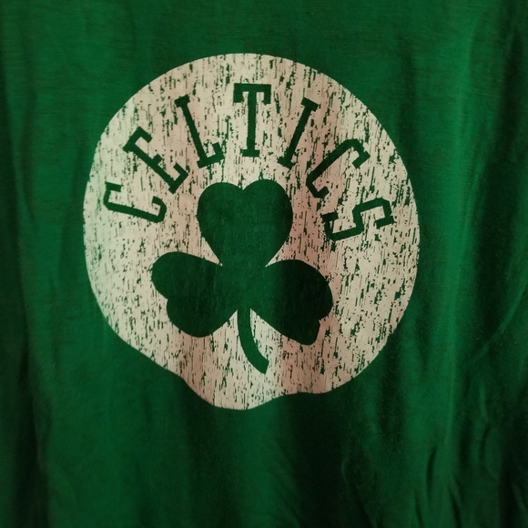 Boston celtics shirt - Picture 3 of 4